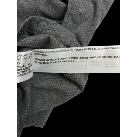 Star Wars Mandalorian & Grogu Shirt XL Strong with the Force Organic Long Sleeve - Picture 9 of 12